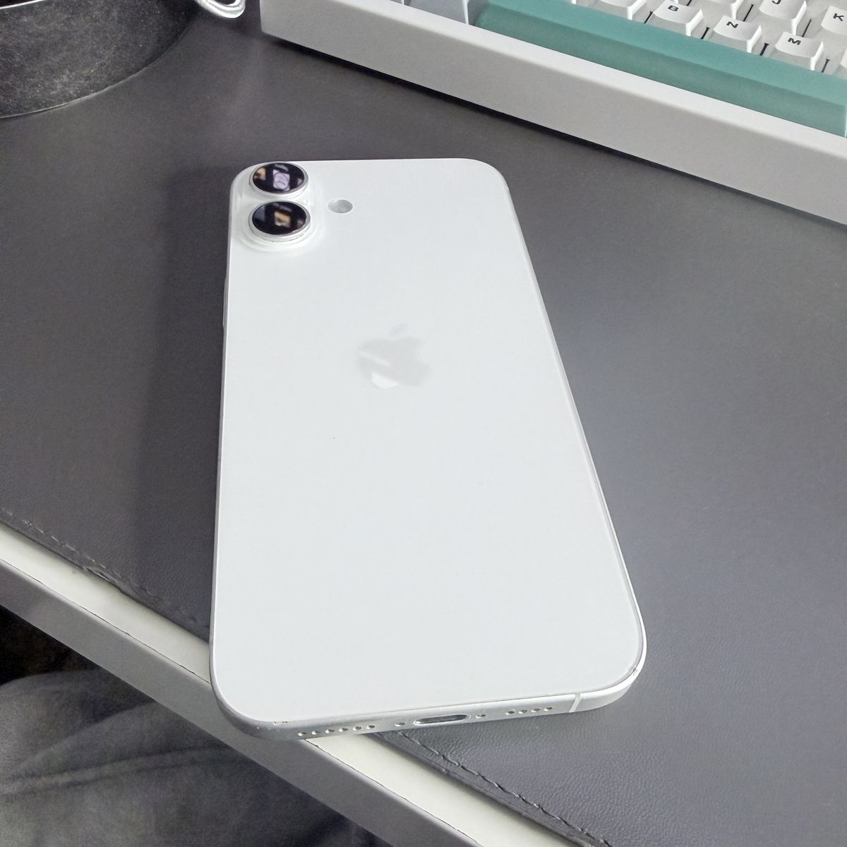 iPhone 16 Plus Unlocked 128gb Like New