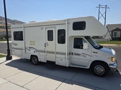 Triple E Regency Class C Motorhome Ford E-450 Super Duty Chassis