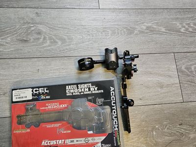 axcel accutouch single pin with UV hunting scope