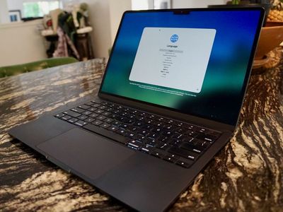 Apple MacBook Air M2 (2022) 13.6" - 16GB RAM / 512GB SSD + AppleCare+
