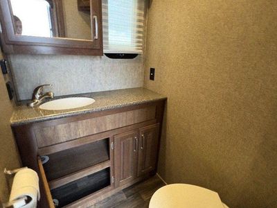 Fifthwheel Trailer
