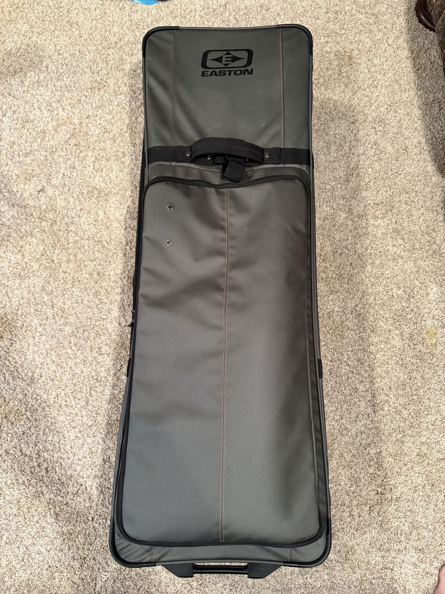 Easton bowtruk travel bow case 4716
