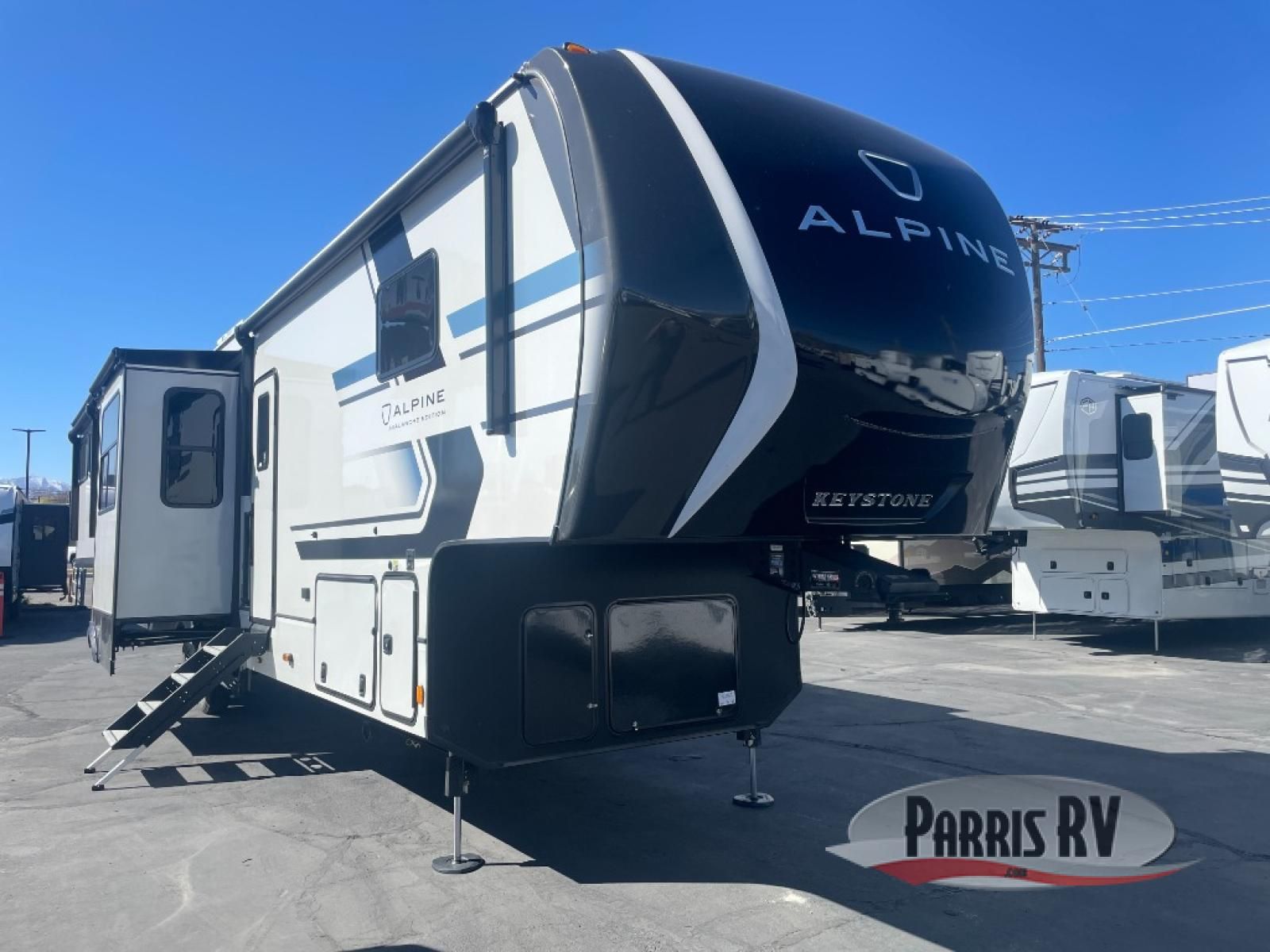 New 2026 Keystone RV Alpine Avalanche Edition 381DL