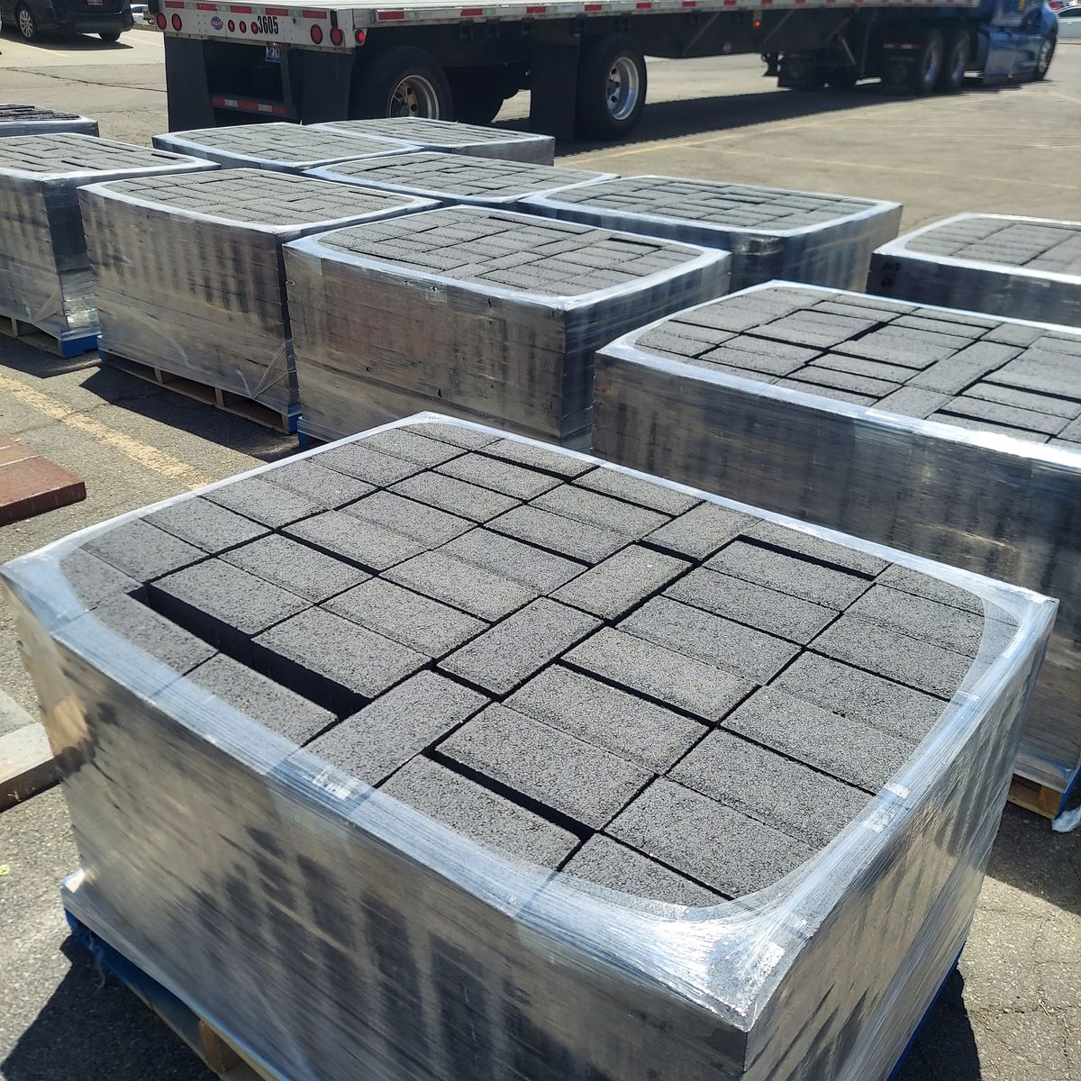 BLACK HOLLAND PAVERS (4x8)