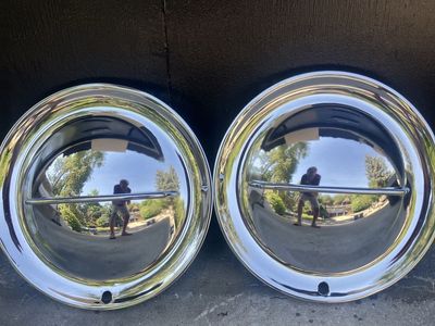car hub caps