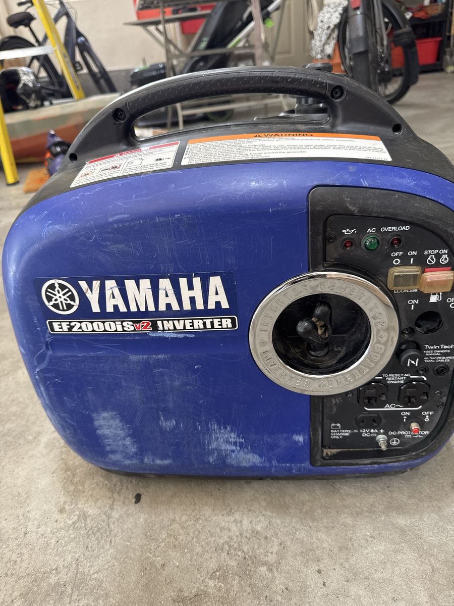 Yamaha EF2000iS Inverter Generator - 1600W, 80cc, Gasoline, Portable