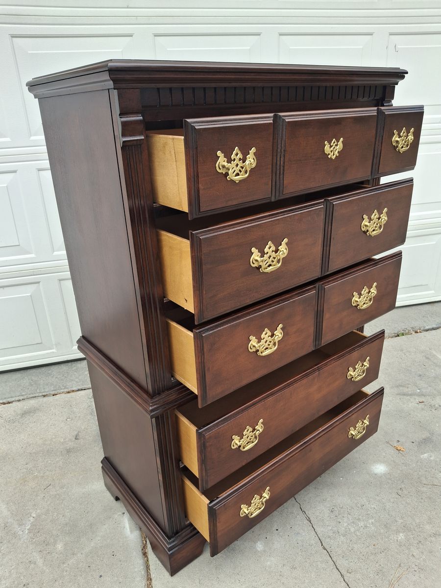 extra extra tall all wood 5 drawers dresser/ronica