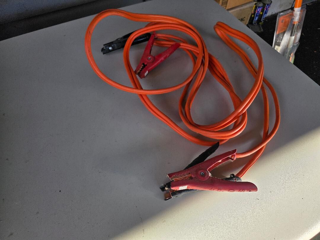 NEW JUMPER CABLES