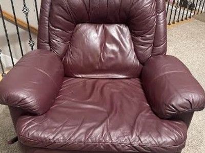 Burgendy Recliner Chair
