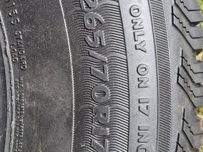 Wildcat Studded Winter Tires (265x70x17)