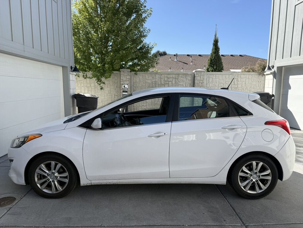 2014 Hyundai Elantra GT Base