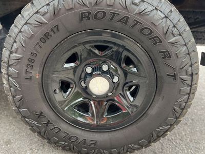 285/70r17 wheels/tires