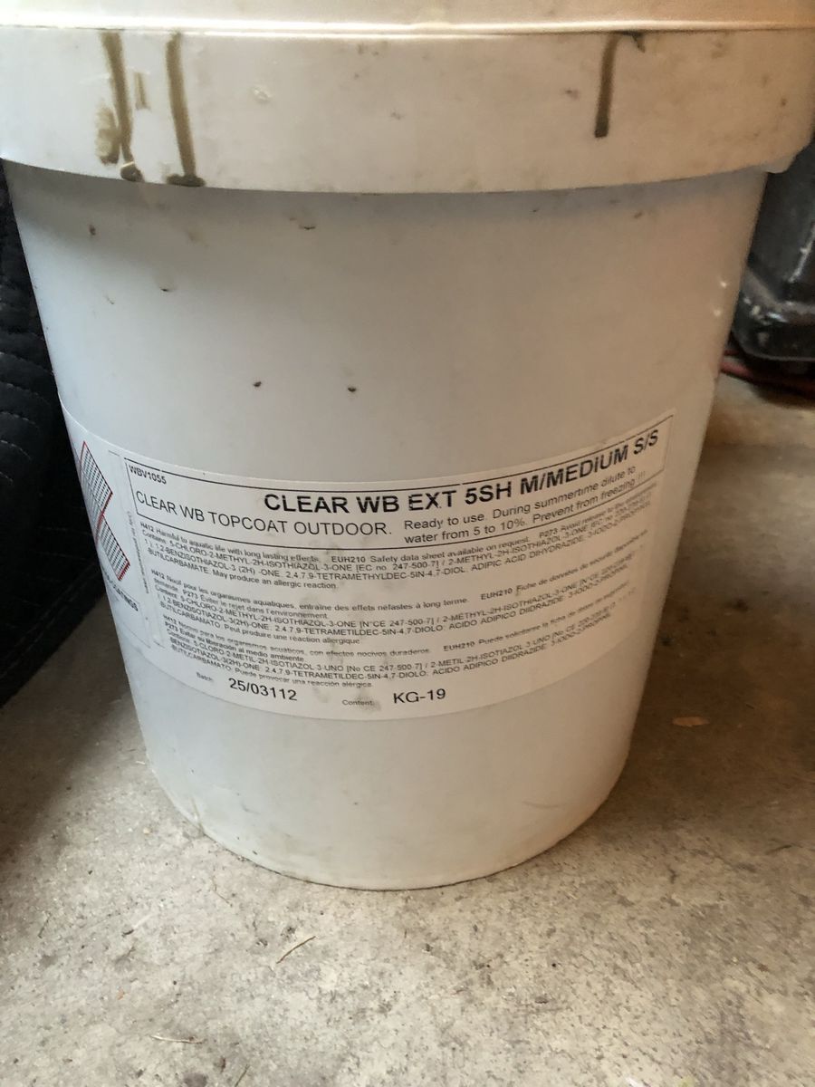 Clear Water-Based Exterior Topcoat Outdoor Finish (19 kg Pail)