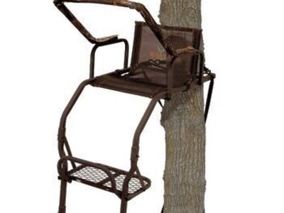 Tree Stand- Warrior DXT Ladderstand