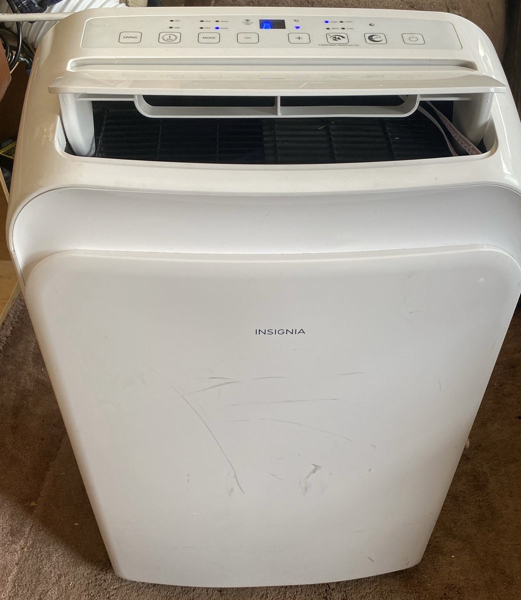 Portable Air Conditioner 12,000 BTUs with remote