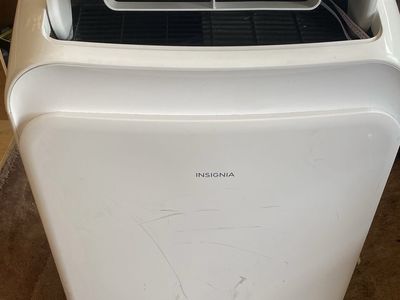 Portable Air Conditioner 12,000 BTUs with remote