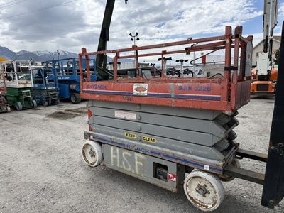 Various Scissor Lifts NEED WORK $500 OBO Each