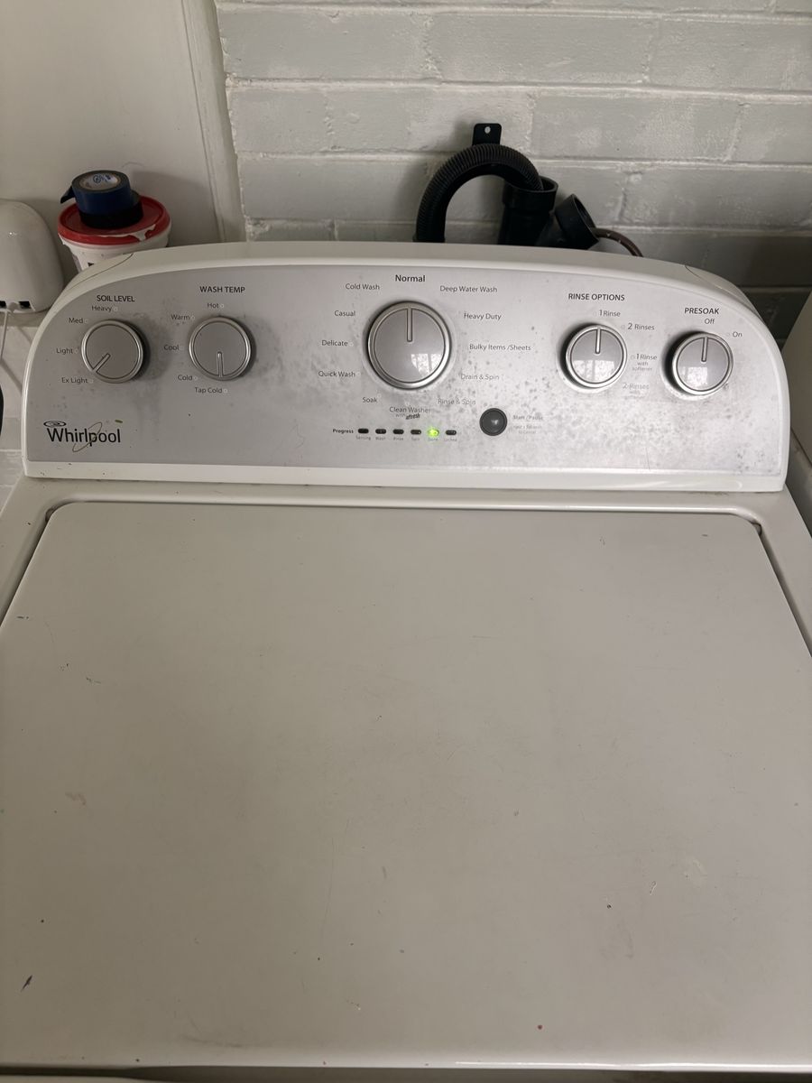 Whirlpool Top Load Washer - White, Multiple Wash/Rinse Options, Good Condition