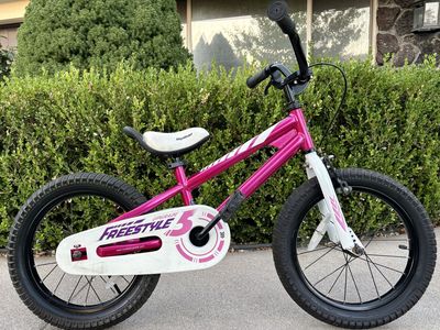16” bike in excellent condition