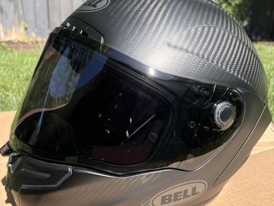 Bell Race Star Flex DLX Full Carbon - Size Medium, ProTint (photochromic), clear and smoke lenses