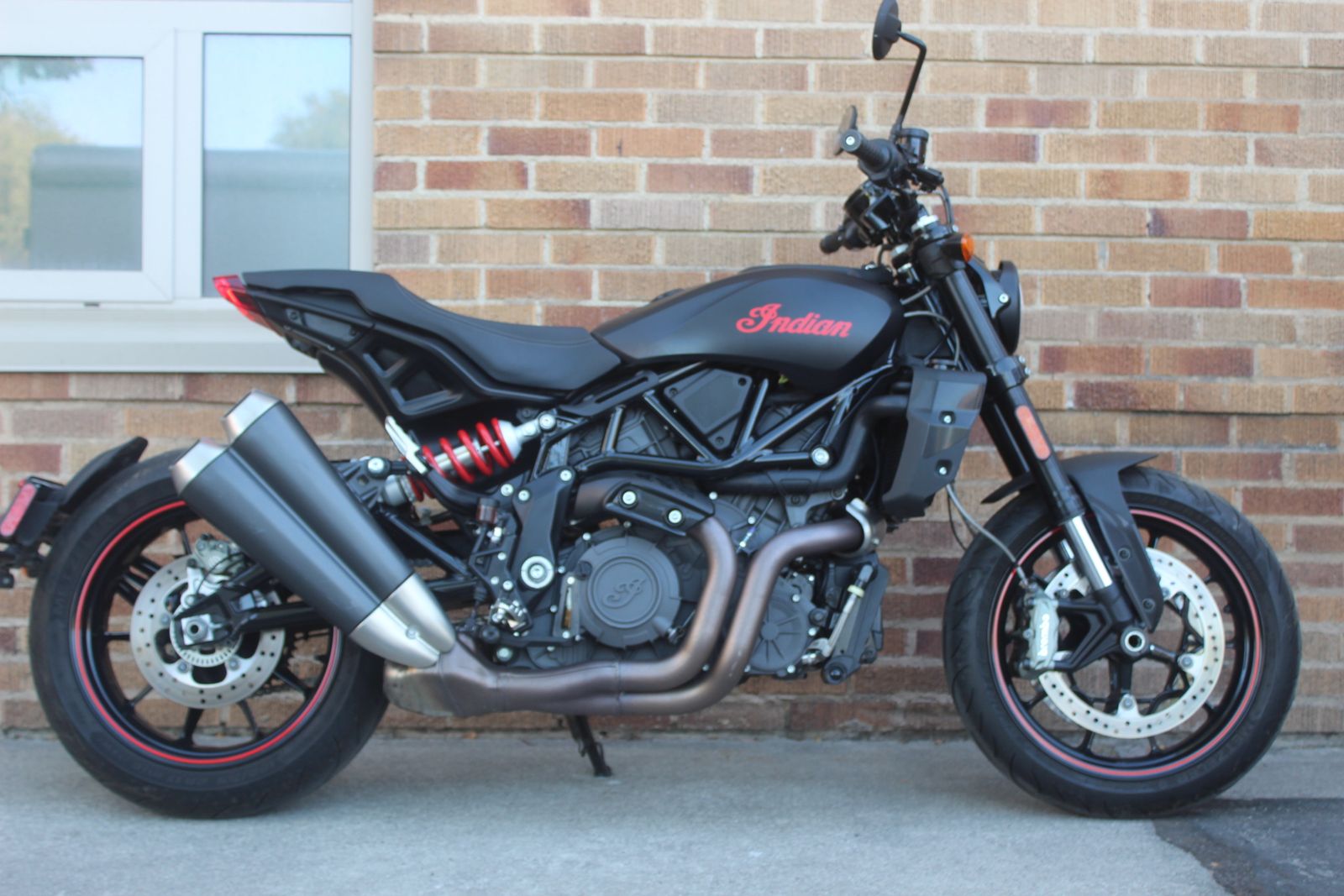 2022 INDIAN FTR 1200