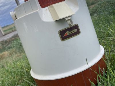Vintage Aladdin Insulated Beverage Dispenser