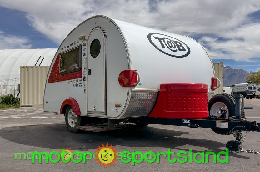 2014 Nucamp Tab CLAMSHELL U-Shaped Dinette