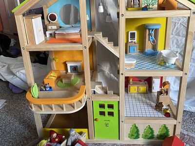 Hape Dollhouse - Like New!