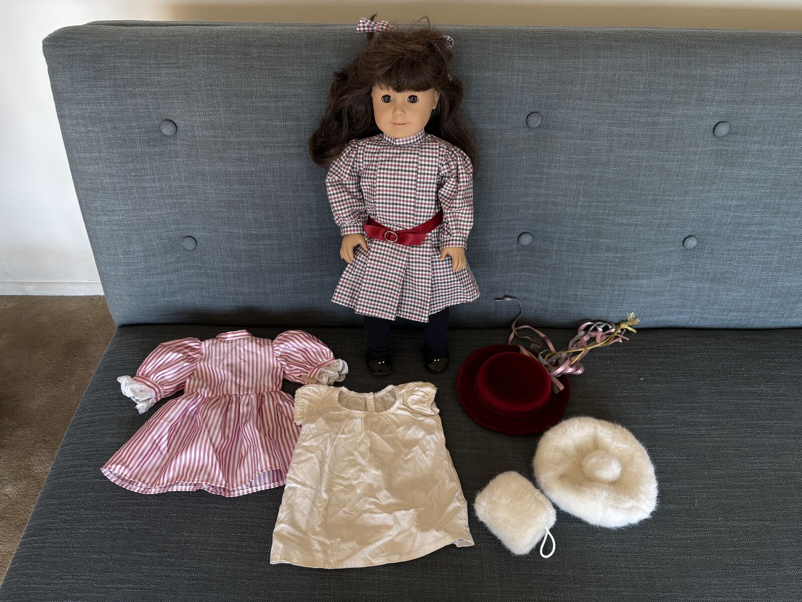 American Girl Pleasant Company Samantha Parkington Doll Set