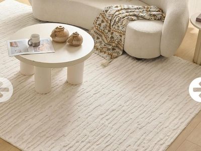 NEW Textured High-Low Striped Area Rug 6' x 8'