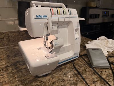 Baby Lock Proline BL4-609 4/3/2 Thread Differential Feed Serger Sewing Machine