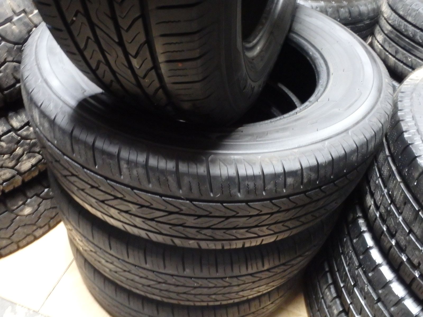 225/65R17 TOYO EXTENSA A/S SET OF USED TIRES