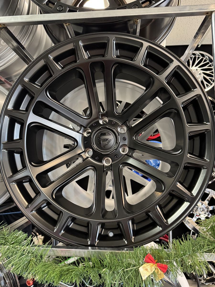 Brand new set of 4 wheels Fuel Off-Road Matte Black 22x10 Lug pattern 6x135