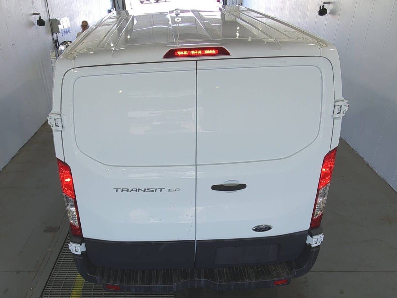 Main image 3