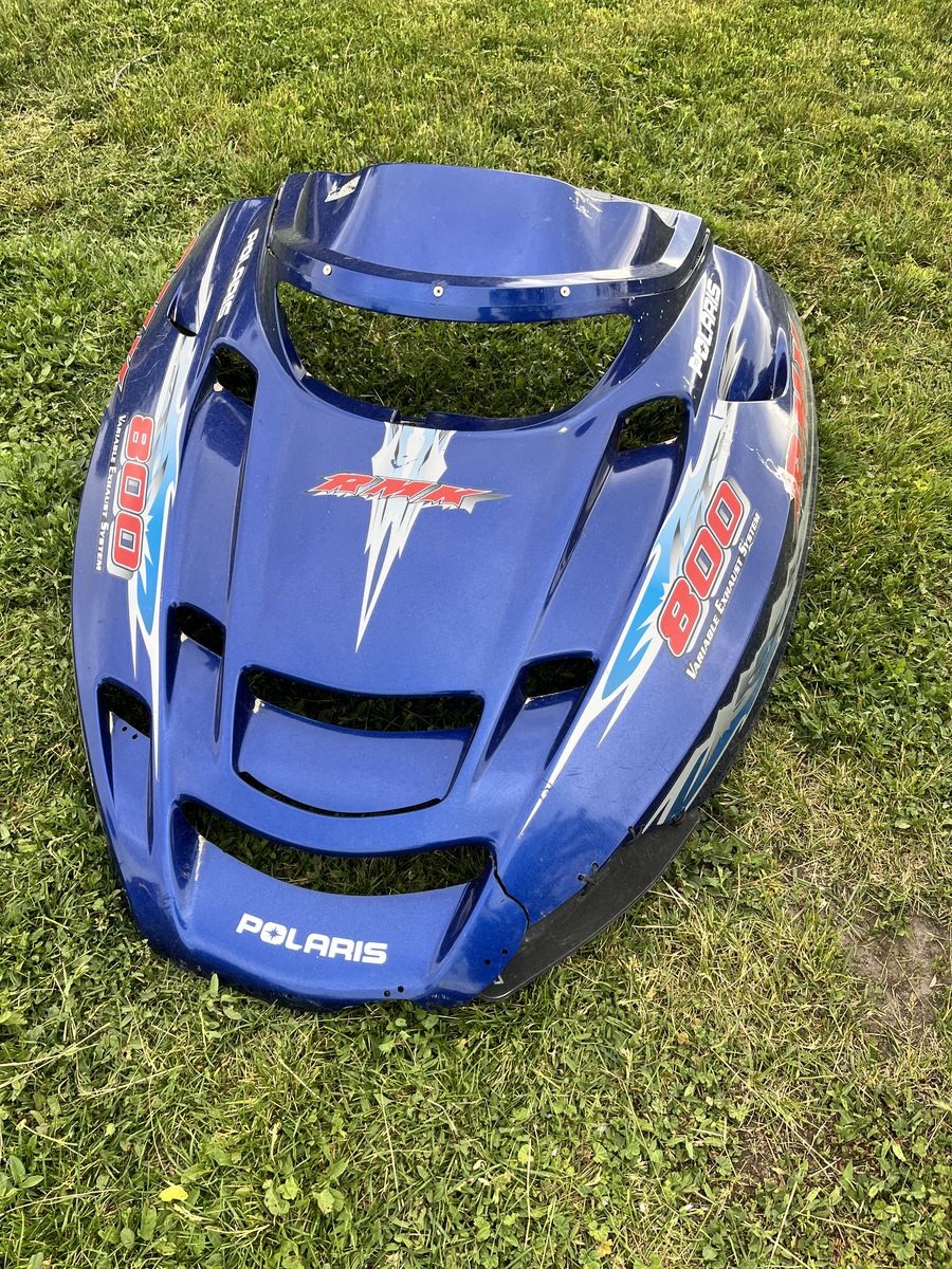 Polaris Rmk Hood And Seat