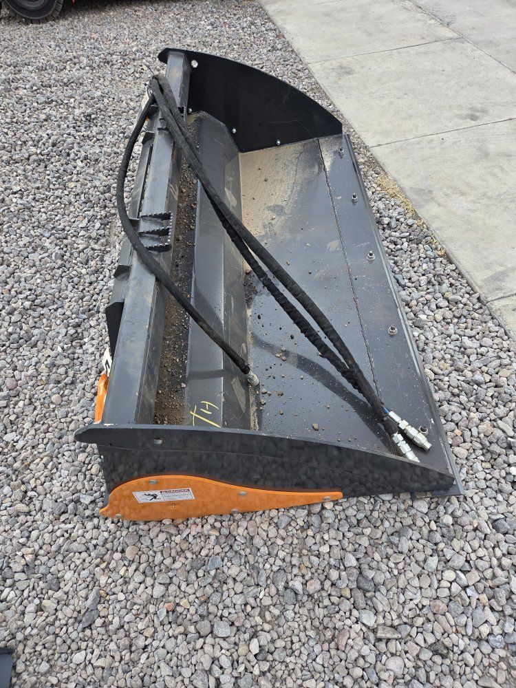 Main image 8