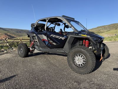 2023 Polaris Pro R 4 Ultimate