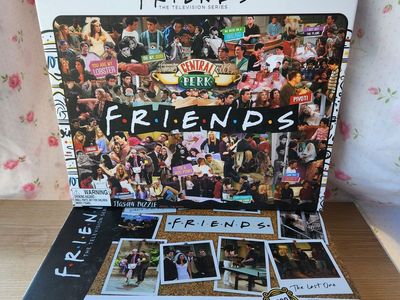 Friends TV Show Jigsaw Puzzles - qty 2