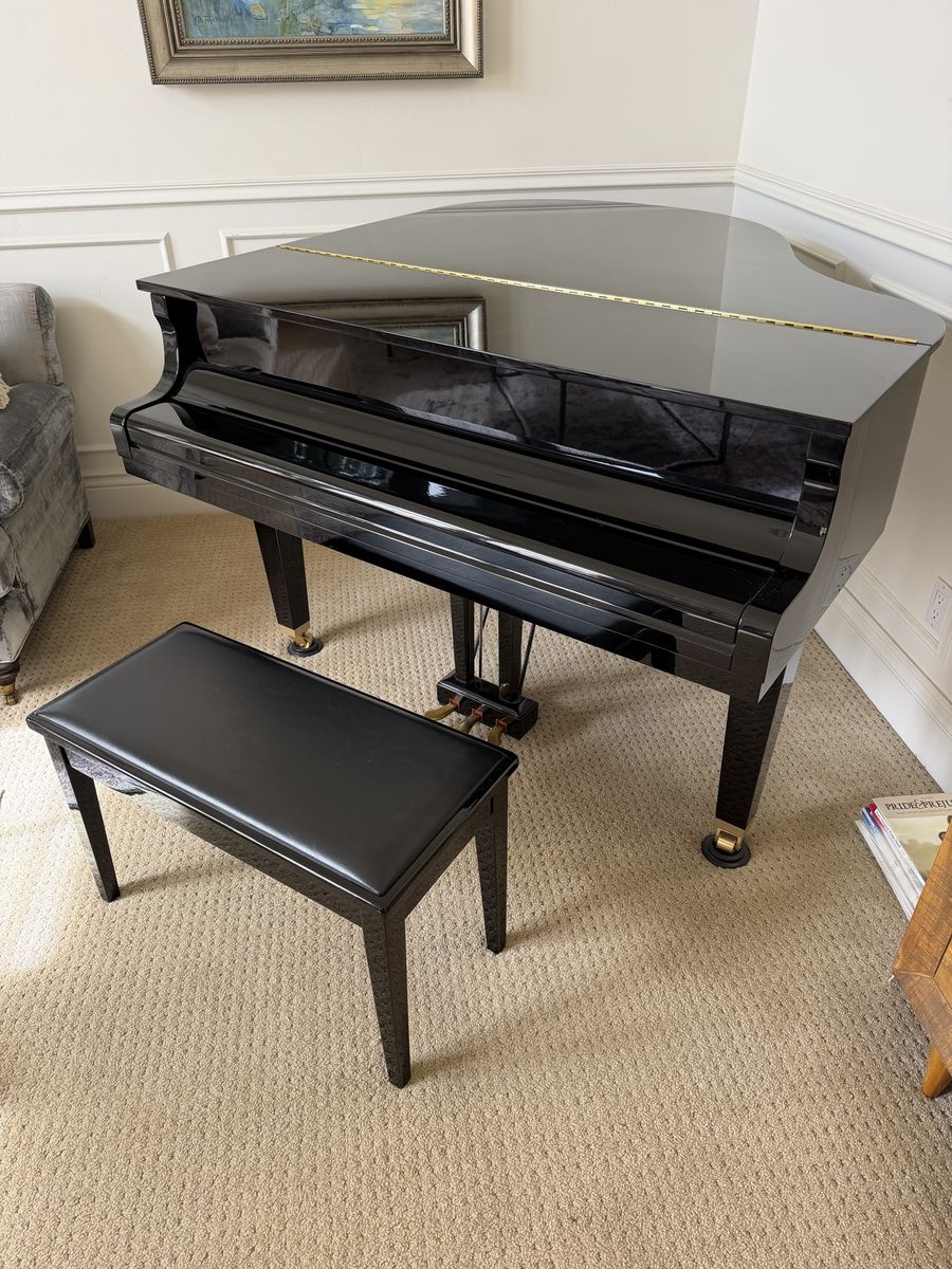 Baby Grand Piano - Yamaha GB1K