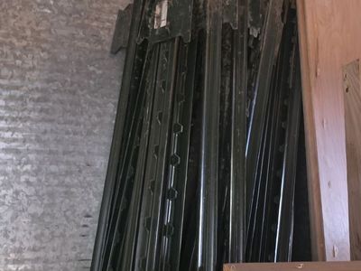 Green Metal T-Posts 8ft - 25+ Steel Fence Stakes