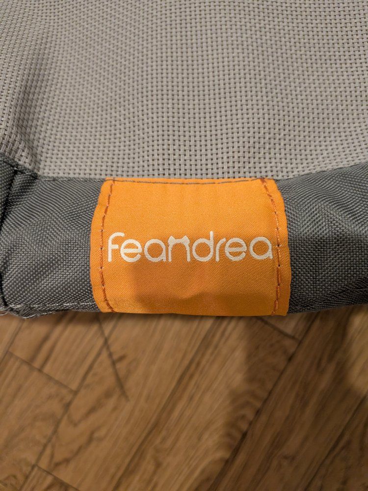 Feandrea Cat or Dog Bed