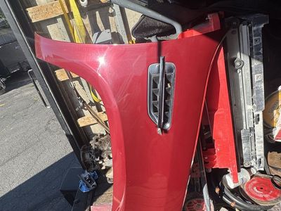 FRONT FENDER CADILLAC ESCALADE 2007-2014