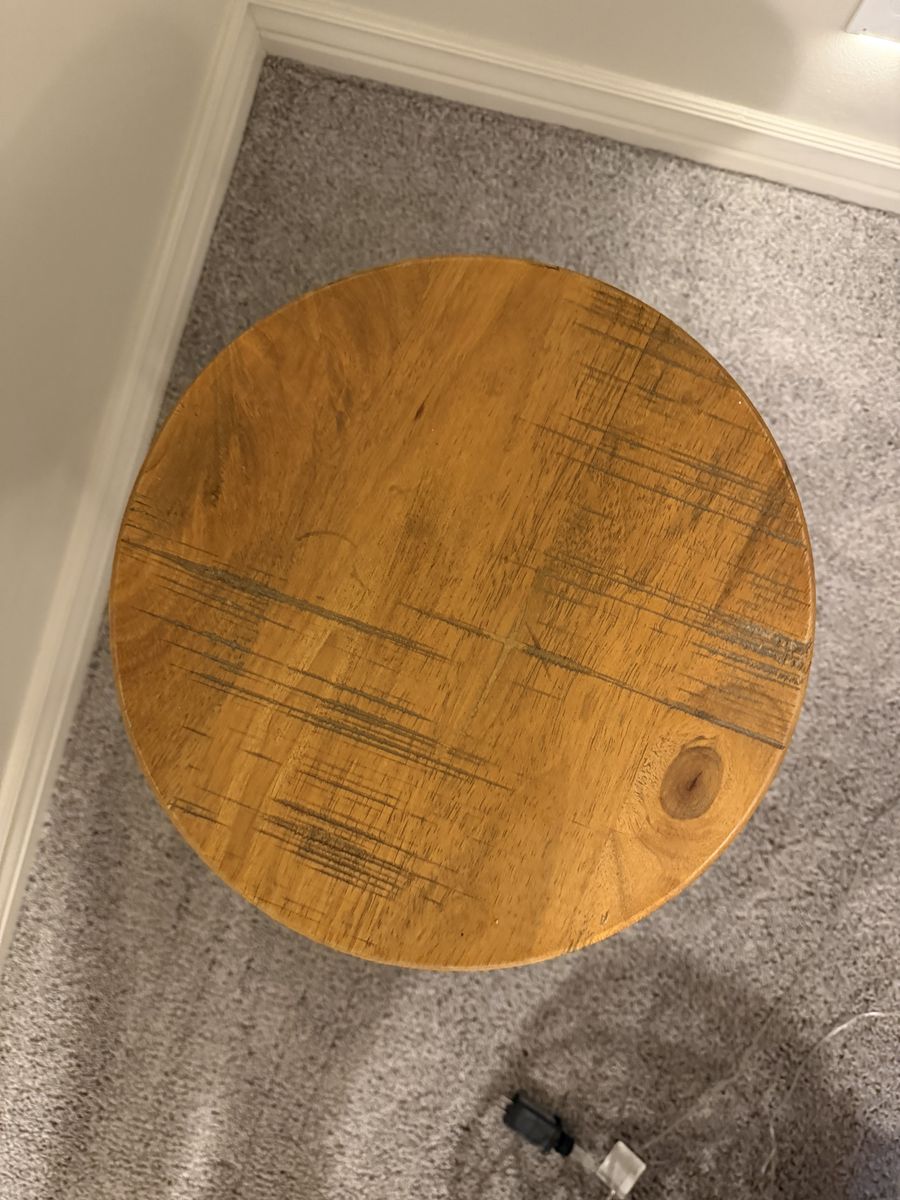 Main image 4