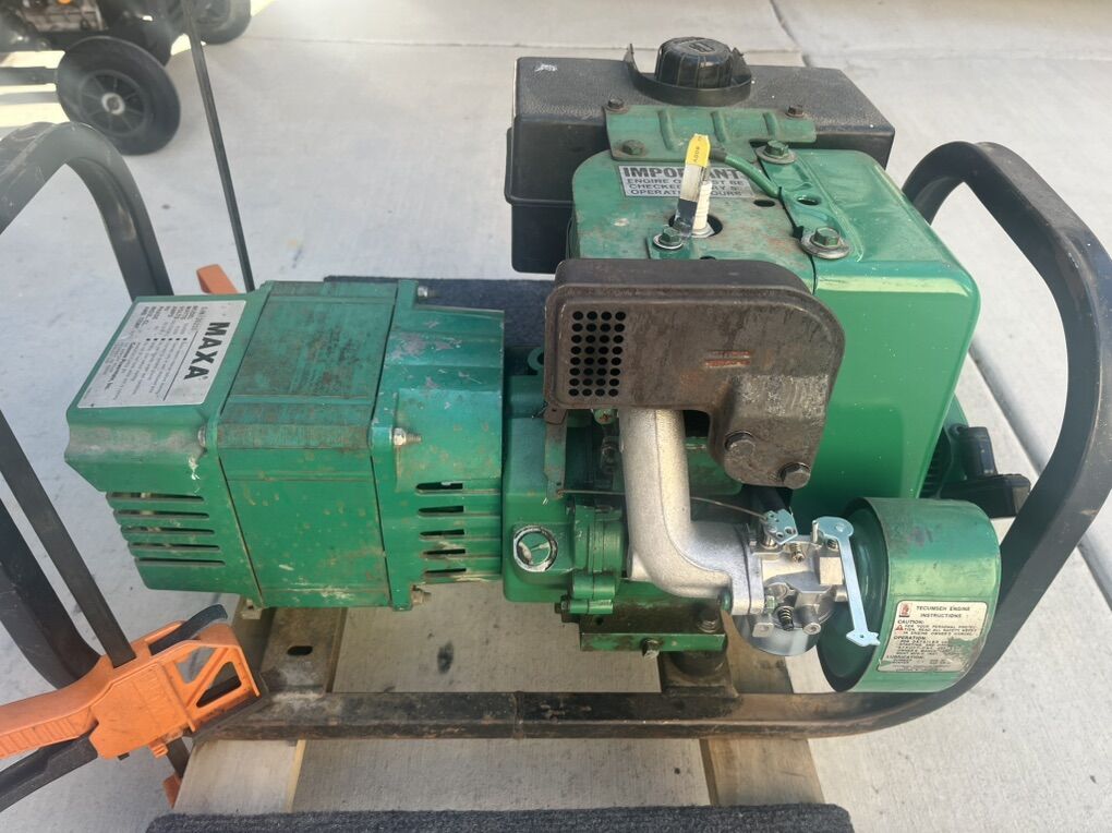 Vintage Coleman Maxa 4000 Watt Generator