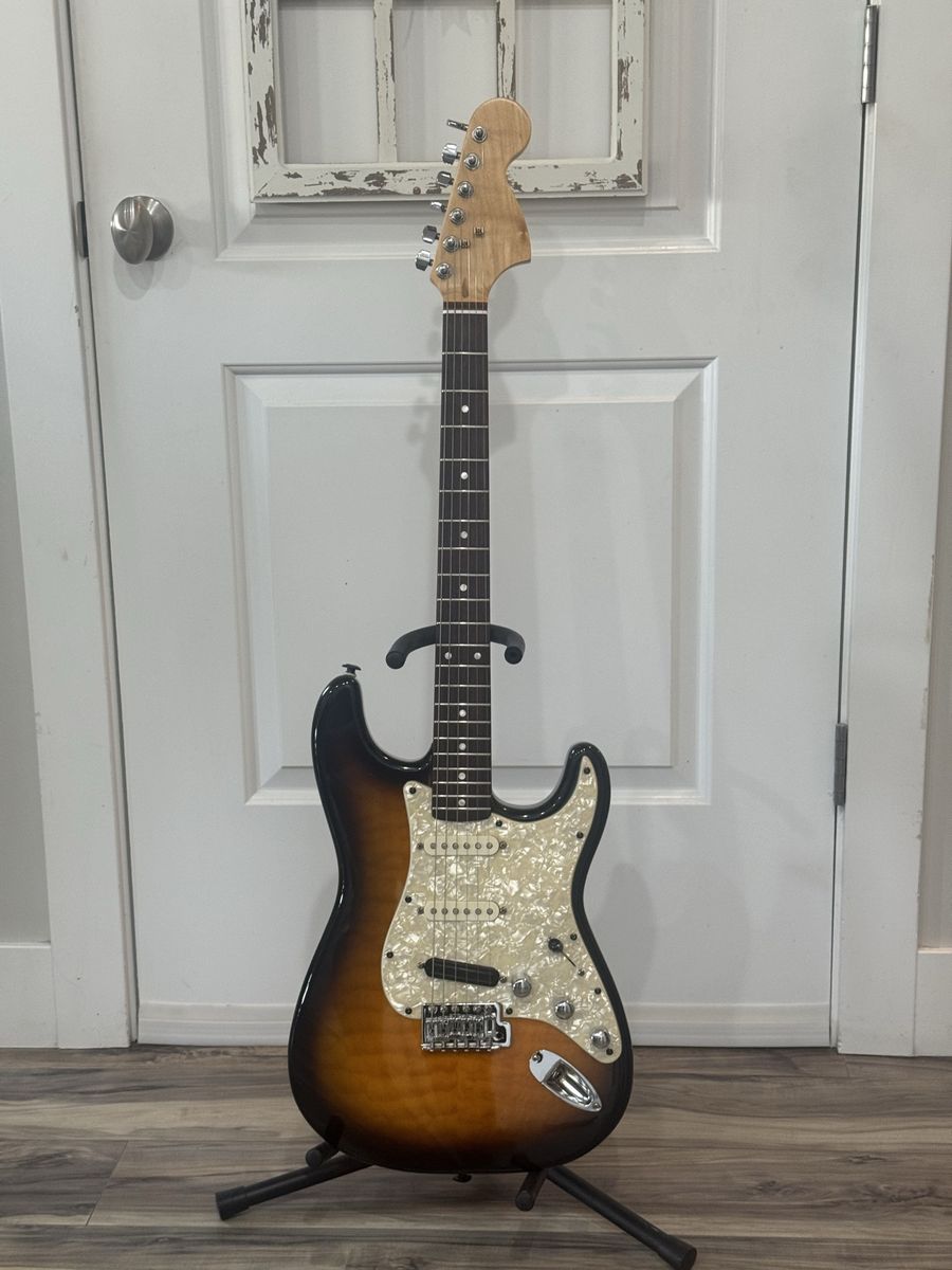 Warmoth Quilt Maple Top  Strat Guitar Model