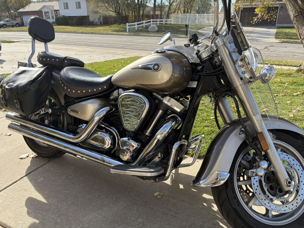 Yamaha Roadstar 1700 Silverado 15k mi. Road Star