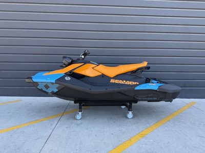 2026 Sea-Doo Spark™Trixx for 3 Rotax® 900 ACE™ - 90 iBR and Audio