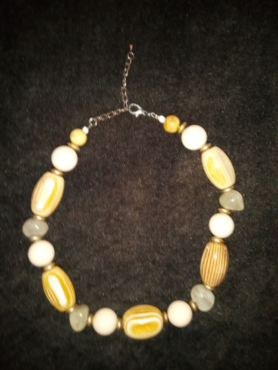 Butterscotch bead sparkle choker necklace