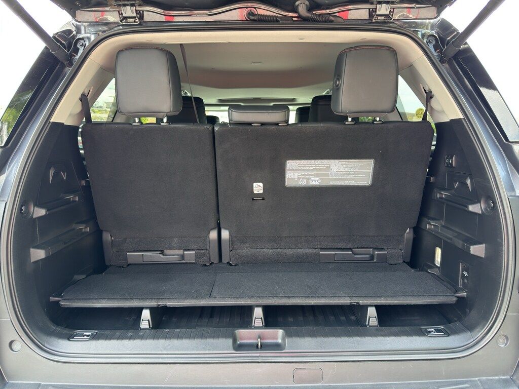Main image 7