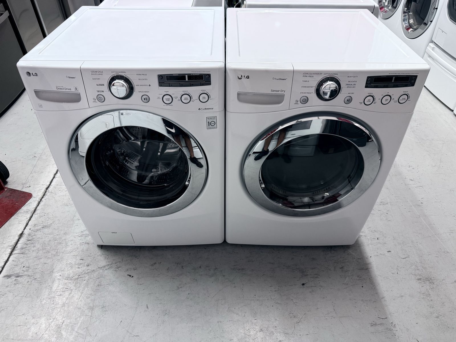 Matching White Ultra Capacity, Steam Lg Washer & Dryer Set!(STACKABLE!)